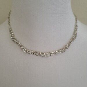 Women's rhinestone necklace